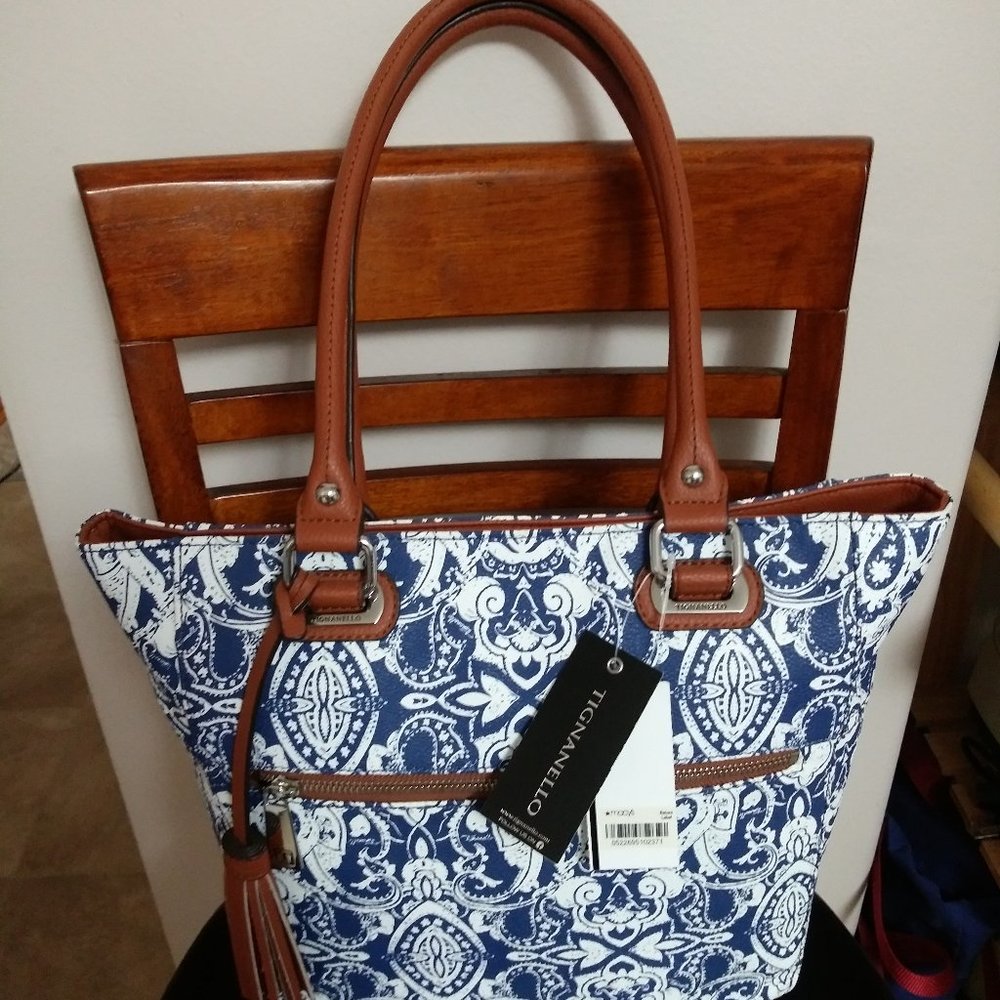 Beautiful Tignanello Shoulder Bag